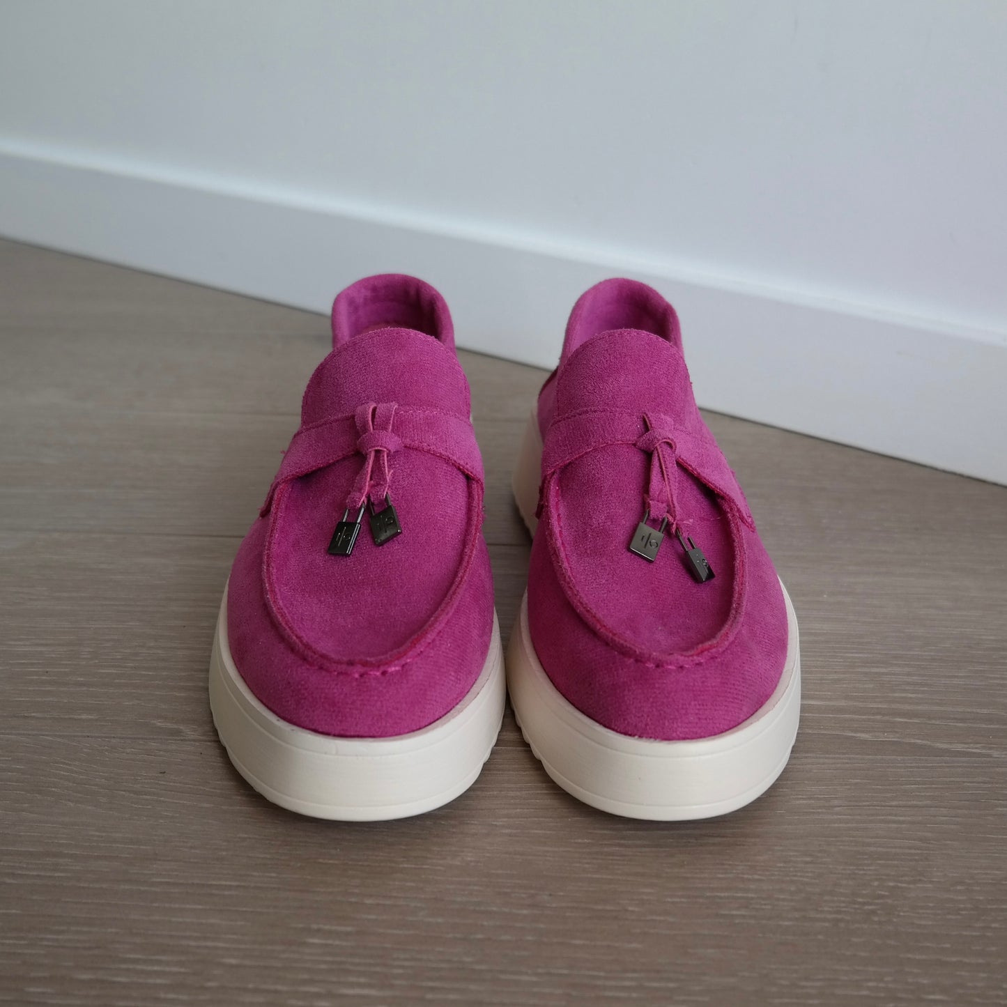 Avoir Avoir Loafers Moccasines