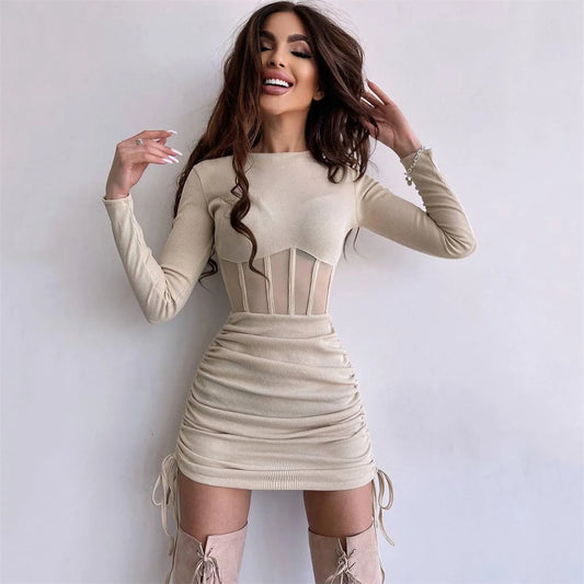 Aventury, figurbetontes Kleid