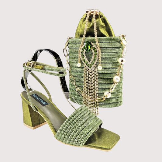 Avoir Avoir Cinderella Schuhe &amp; Taschenset
